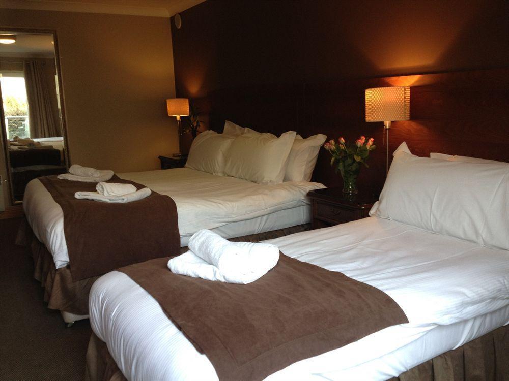 Ashford Court Boutique Hotel Ennis Exterior foto