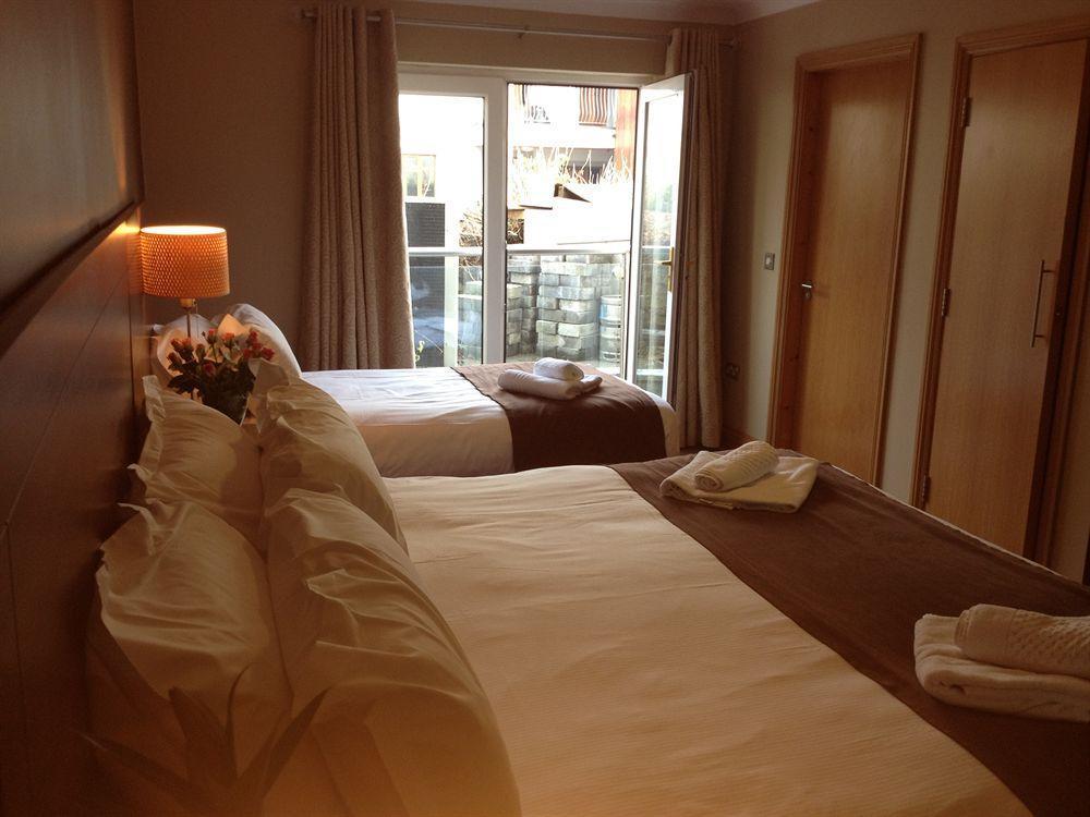Ashford Court Boutique Hotel Ennis Exterior foto